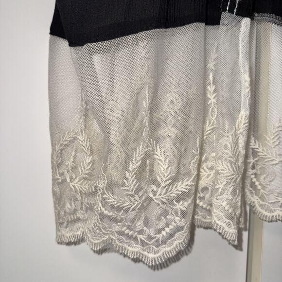 Umgee Woman’s Black Lace Trim Boho Oversized Open front Kimono Cardigan Sz M/L - Picture 3 of 6